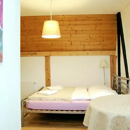 Austeria Staniszow *